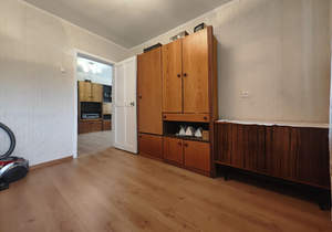 3-к квартира, вторичка, 60м2, 3/5 этаж