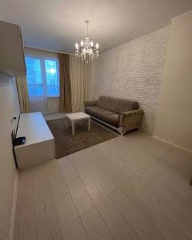 2-к квартира, вторичка, 64м2, 15/23 этаж