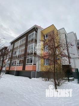 2-к квартира, вторичка, 60м2, 1/3 этаж