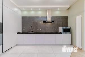 4-к квартира, вторичка, 135м2, 3/9 этаж