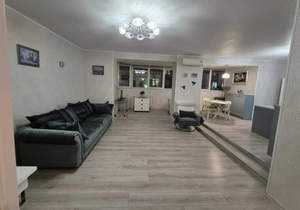 3-к квартира, вторичка, 102м2, 2/6 этаж