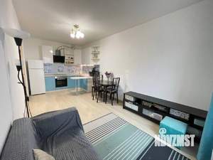 2-к квартира, вторичка, 53м2, 1/4 этаж