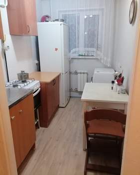 2-к квартира, вторичка, 42м2, 1/9 этаж