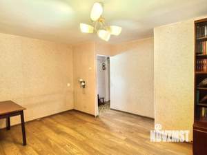 2-к квартира, вторичка, 43м2, 3/5 этаж