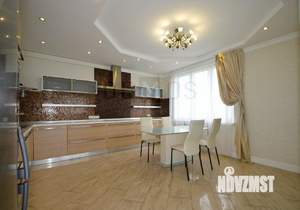 3-к квартира, вторичка, 136м2, 21/25 этаж