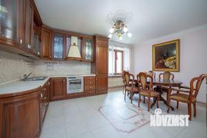 4-к квартира, вторичка, 165м2, 3/17 этаж