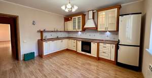 2-к квартира, вторичка, 87м2, 3/8 этаж