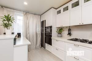 2-к квартира, вторичка, 100м2, 4/10 этаж