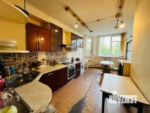 3-к квартира, вторичка, 103м2, 1/10 этаж