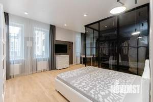 4-к квартира, вторичка, 135м2, 3/9 этаж