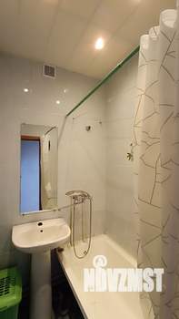 2-к квартира, вторичка, 40м2, 1/4 этаж