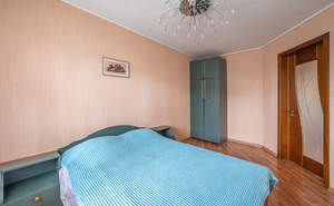 4-к квартира, вторичка, 76м2, 1/5 этаж