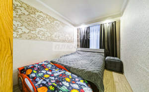 2-к квартира, вторичка, 43м2, 1/4 этаж