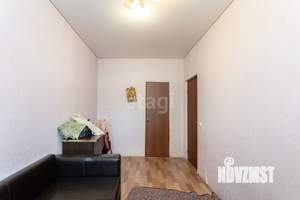 2-к квартира, вторичка, 43м2, 1/4 этаж