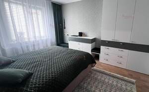 4-к квартира, вторичка, 73м2, 3/5 этаж