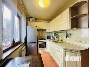 3-к квартира, вторичка, 58м2, 2/5 этаж