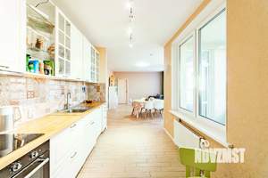 4-к квартира, вторичка, 121м2, 21/25 этаж