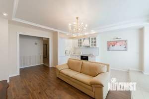 2-к квартира, вторичка, 72м2, 16/25 этаж