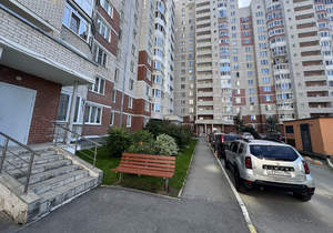 2-к квартира, вторичка, 64м2, 10/17 этаж