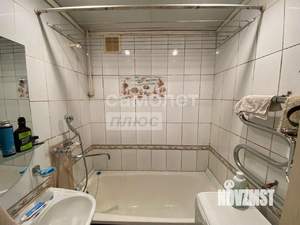 4-к квартира, вторичка, 58м2, 5/5 этаж